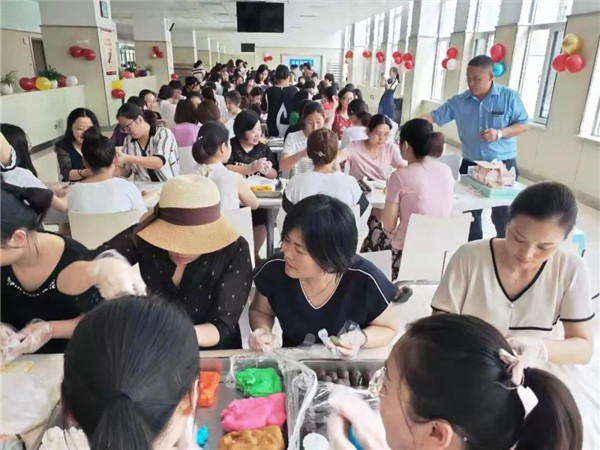 【心手相医 共叙中秋】情满中秋节 月圆天使爱