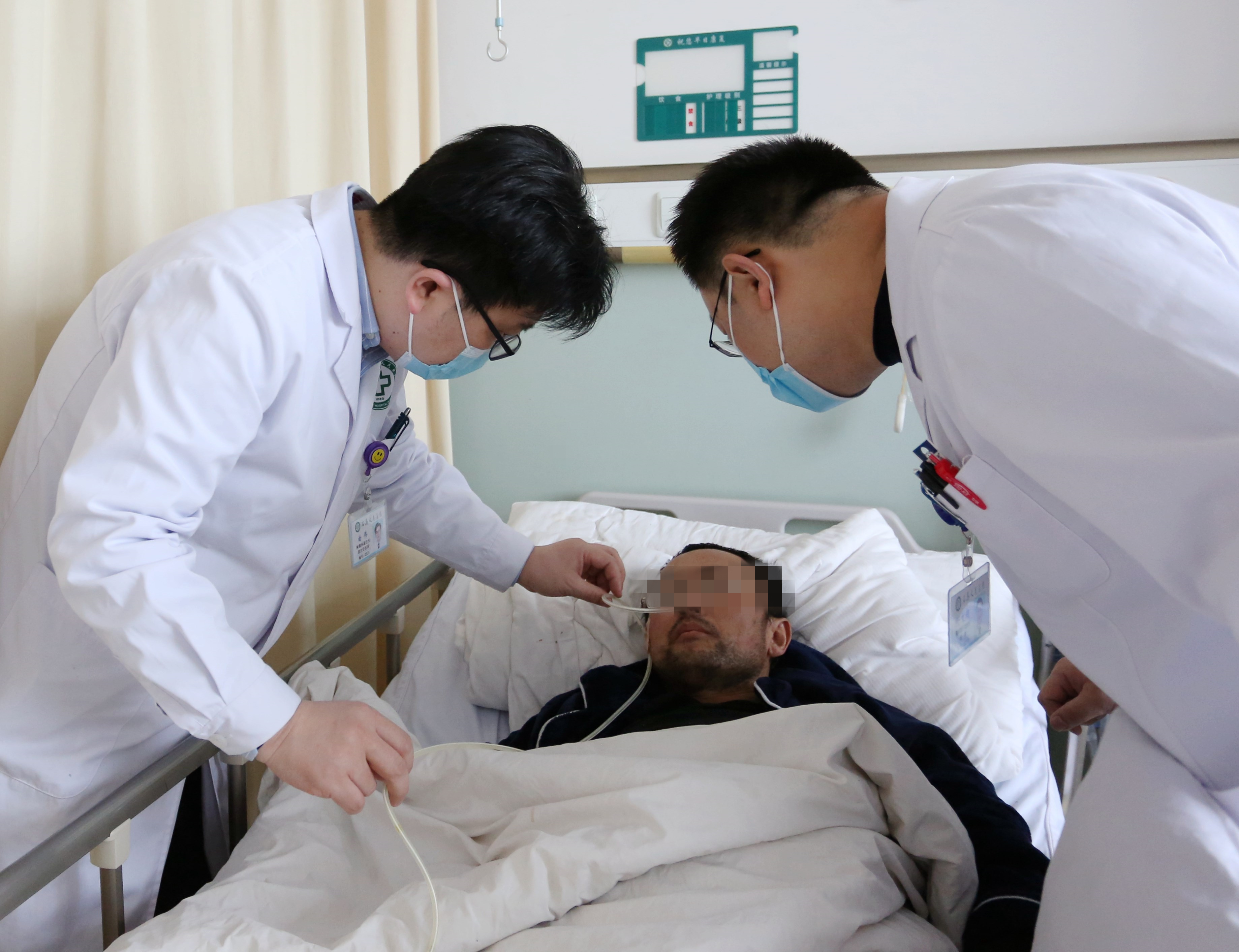 【专科建设】石岛人民医院成功实施经鼻腔插入肠梗阻导管小肠减压术！