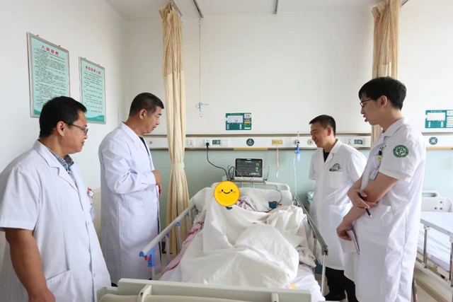 【致敬医者•荣成名医】上“善”若水，“会”心玉壶